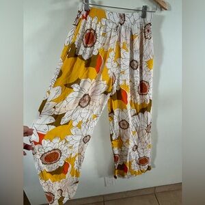 S/W/F pants Floral Sunflower Yellow Womens Medium